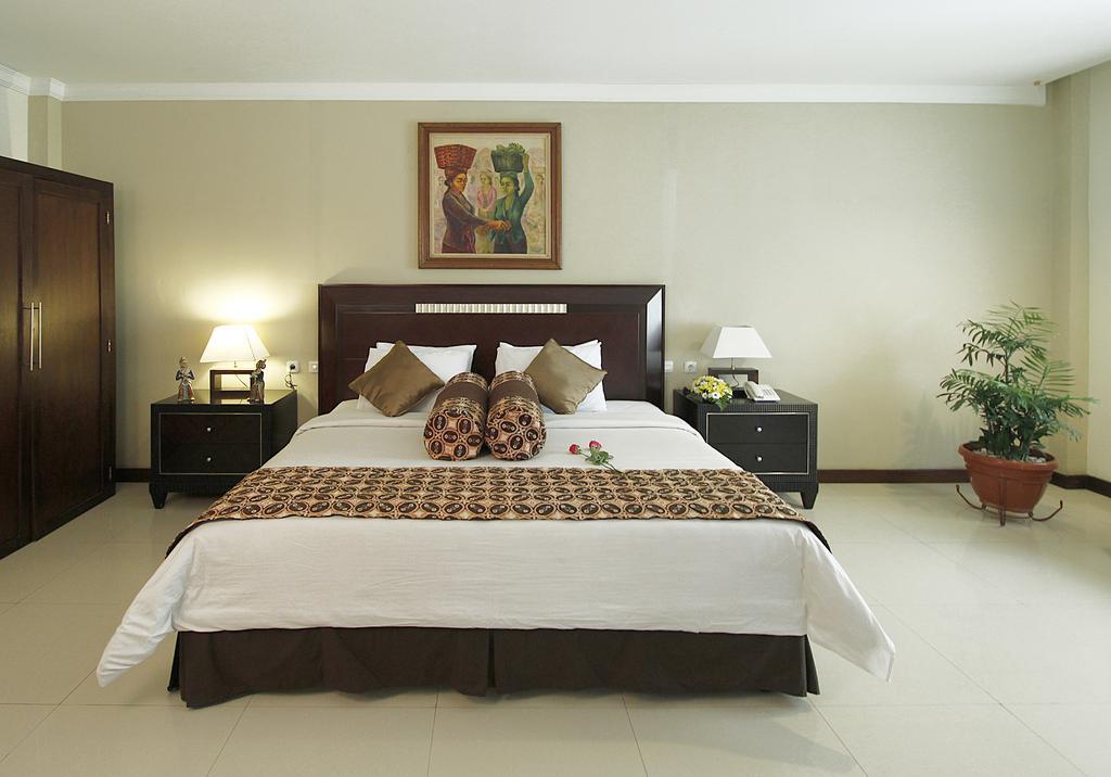 Gowongan Inn Jogjakarta Kamer foto